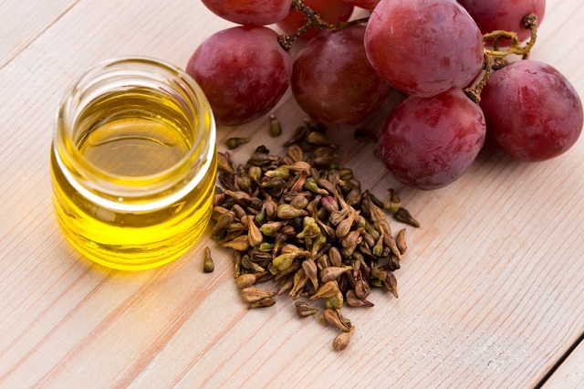 grapeseed oil for hair